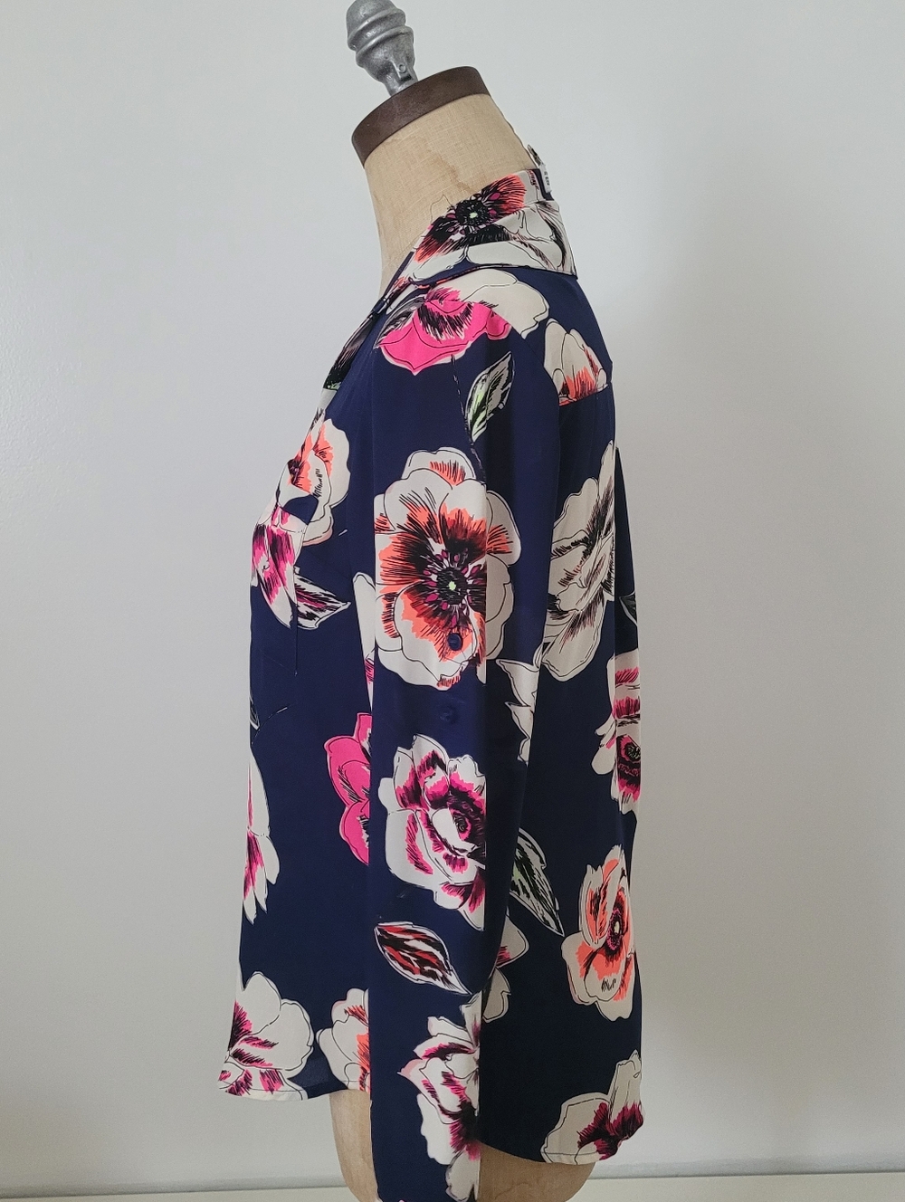 Express The Portofino Shirt Button Up Navy Floral Print XS - Picture 7 of 10